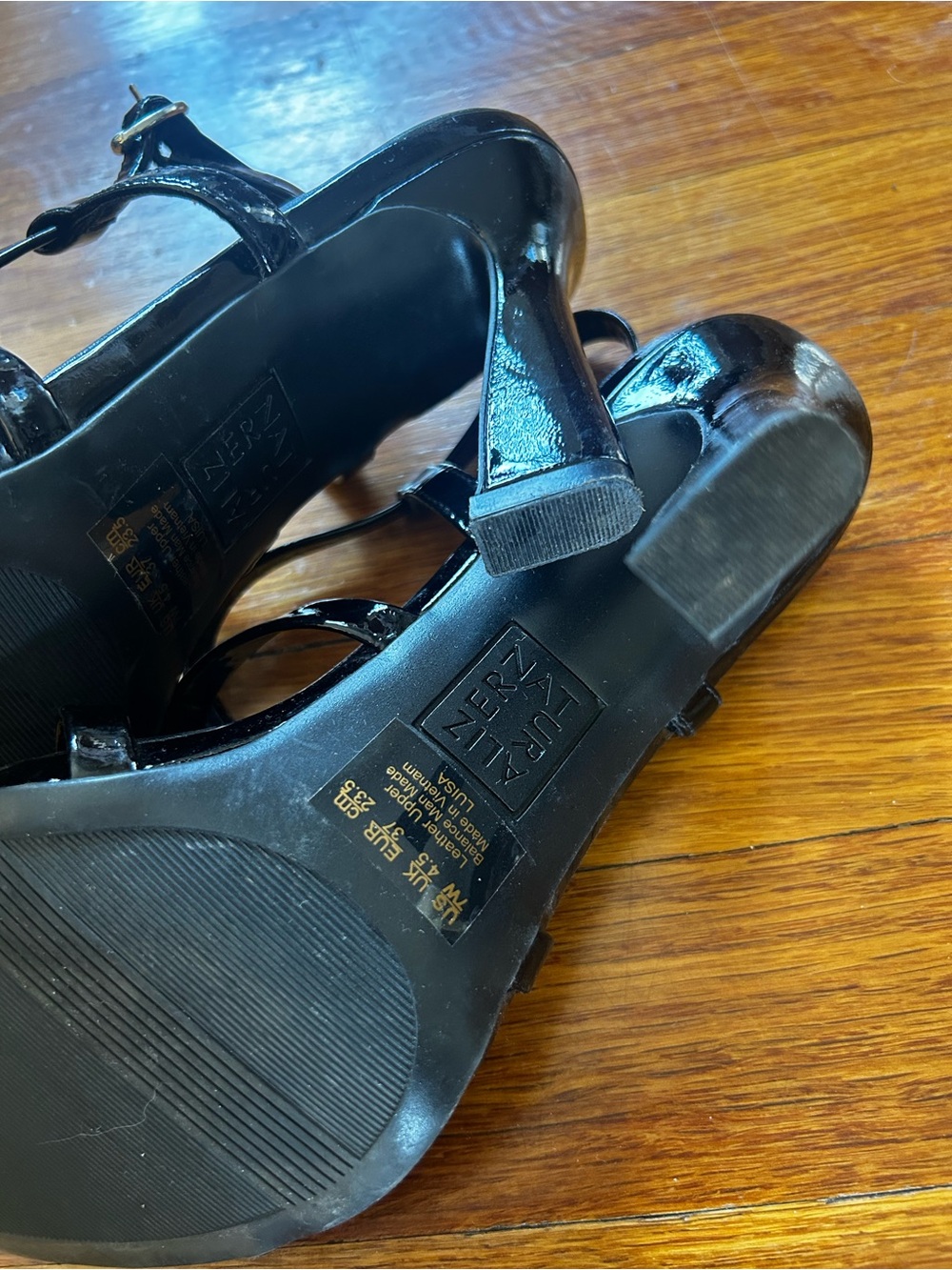 Naturalizer Black Patent Strappy Mid-Heel Sandals - Picture 5 of 5